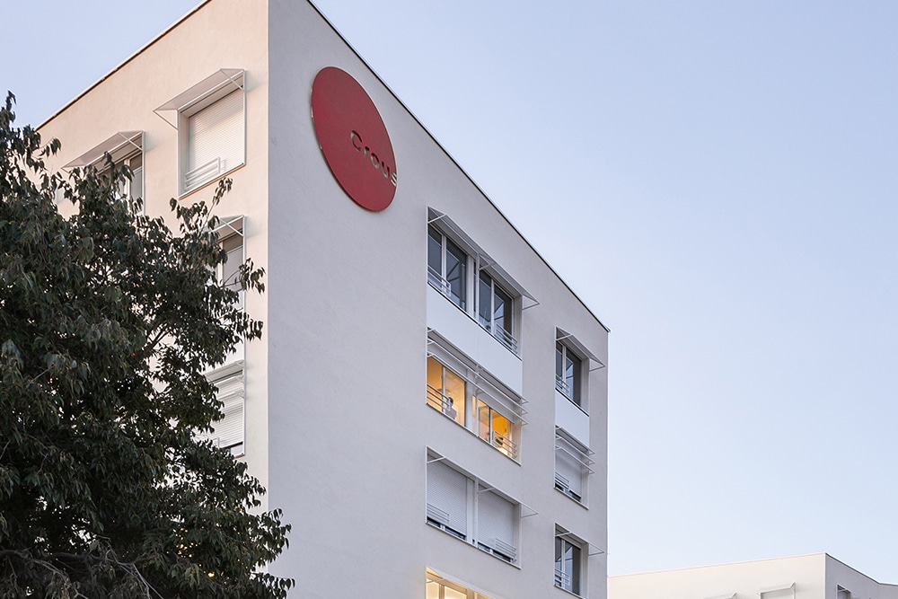 Crous - Residence Saint-Cesaire building